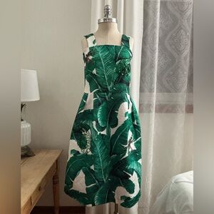 ASKING Green & White Dress w/ Dragonfly & Leaf Detail *see measurements*